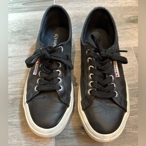 SUPERGA black leather sneaker, size 39